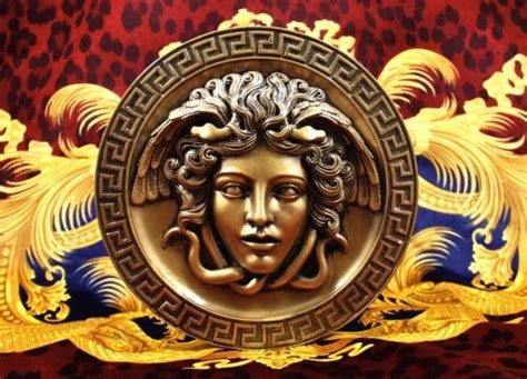 meaning of versace|why does Versace use medusa.